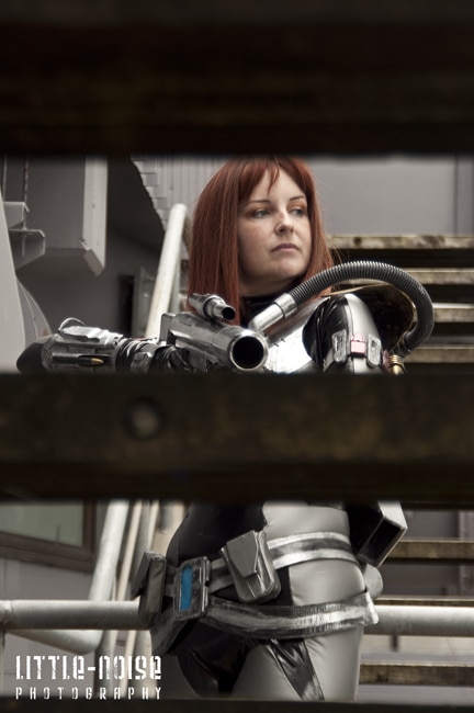 shae_vizla_03_by_static_sidhe-d4h28q4