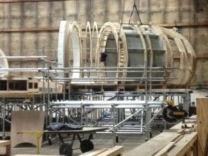 millennium-falcon-star-wars-spoiler-sneak-peek-behind-the-scenes-photos-0112-480w