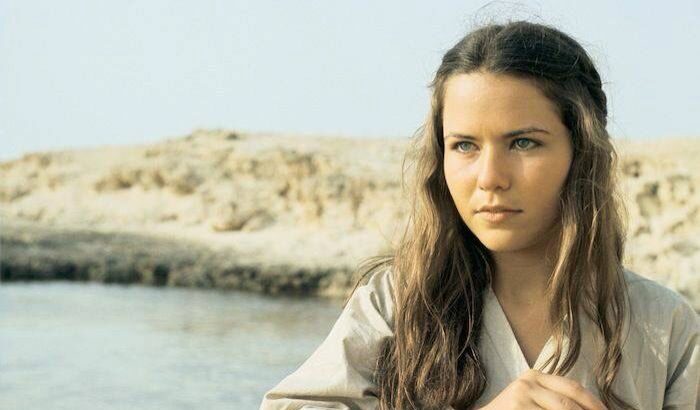Koo Stark and Camie Marstrap in Star Wars